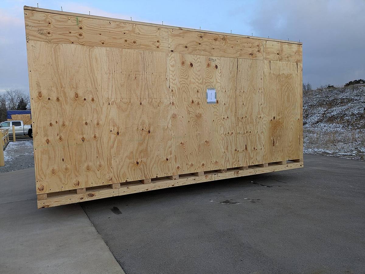 Kiện hàng gỗ trên pallet cho xe nâng